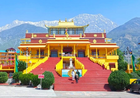 Devi Darshan with Manali Dharamshala